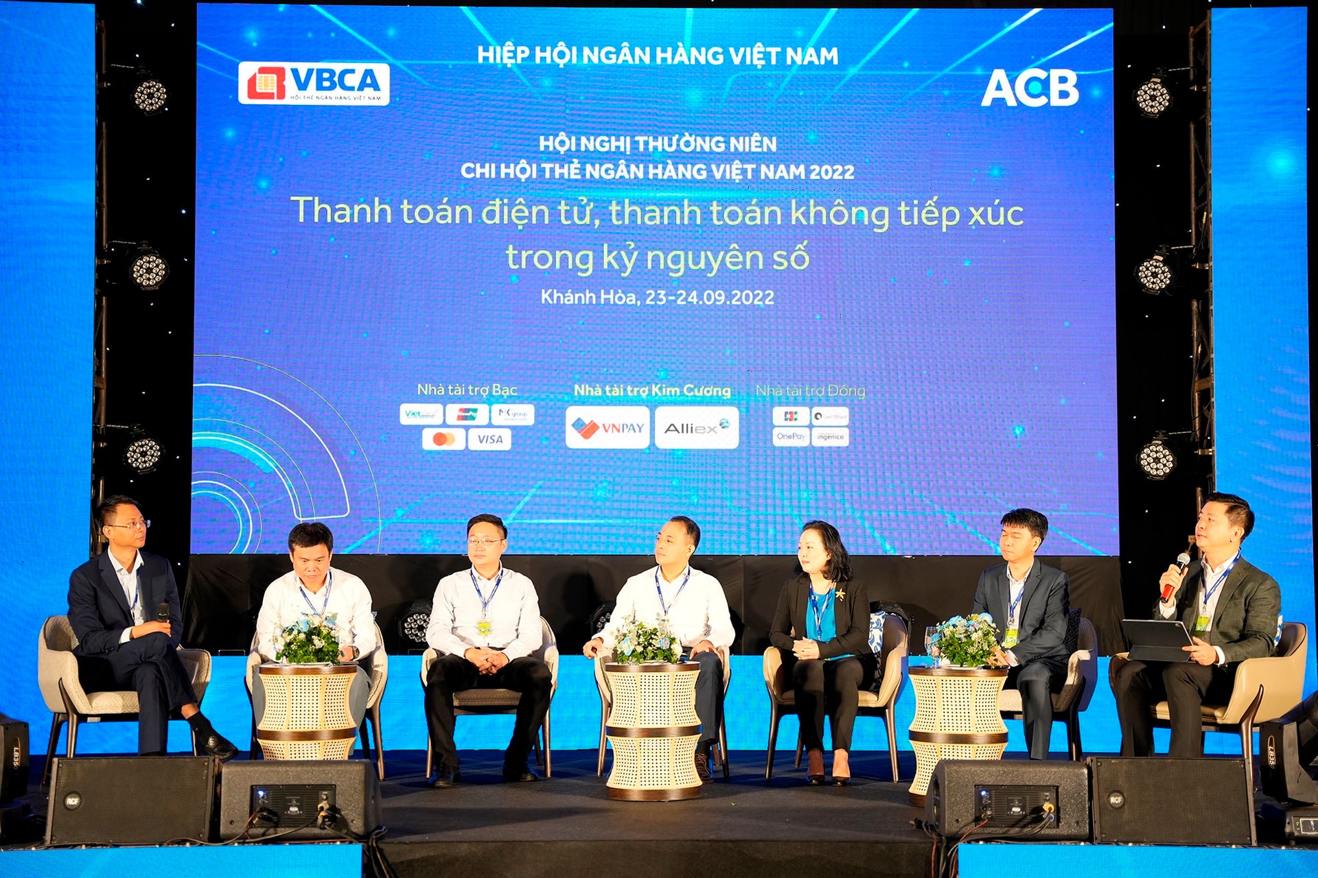 Kết luận về Ngân hàng số và các giải pháp thanh toán không tiếp xúc